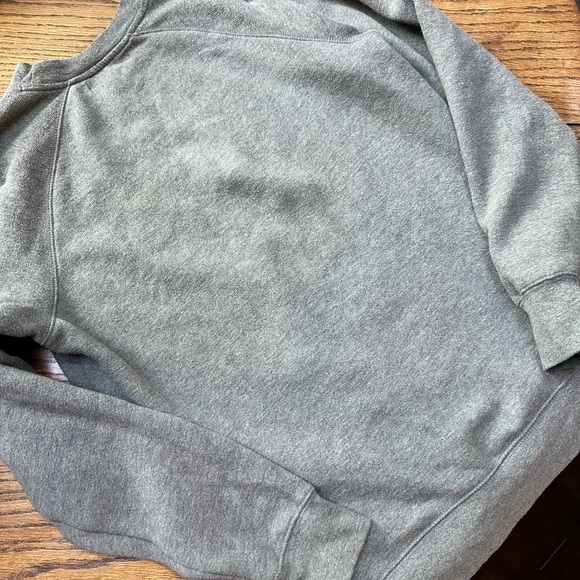 Brunette the Label Blonde crewneck - Picture 3 of 5